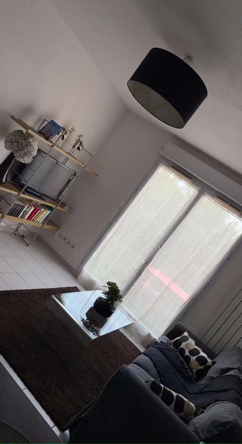 Sejour Cosy Au Bord Des Rives Du Lez, 2 Personnes, Wifi, Parking Prive Montpellier Exteriör bild